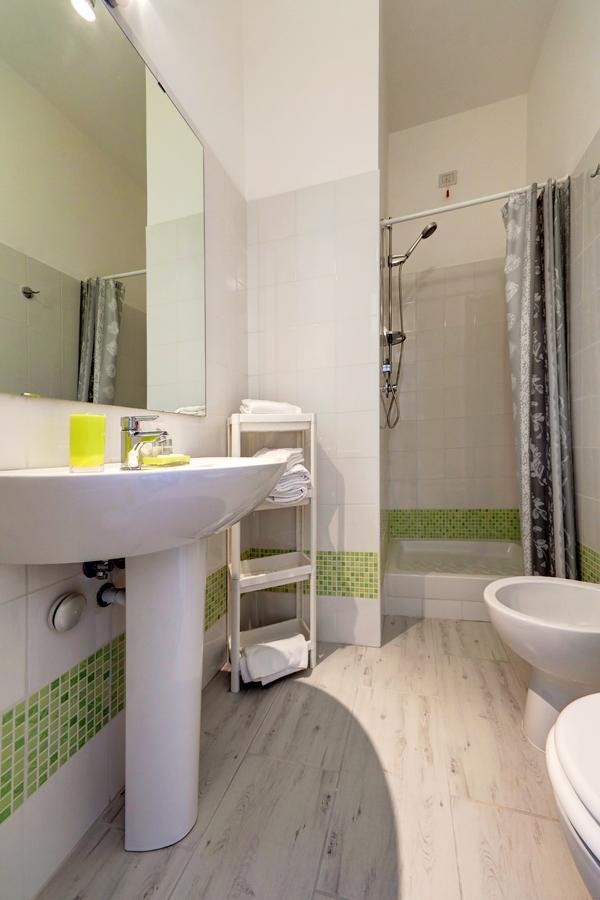 Отель Pianeta Roma 62 Экстерьер фото