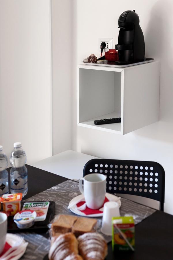 Отель Pianeta Roma 62 Экстерьер фото